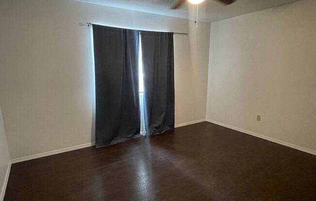 3 beds, 2 baths, $1,800