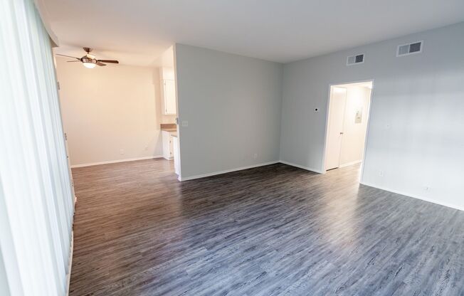 2 beds, 2 baths, 1,100 sqft, $2,198, Unit 43