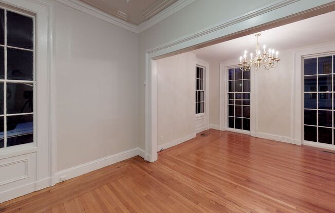 Gorgeous 3-Bedroom Apartment in Wooster Square!