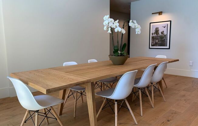 Meeting Area at Fedora Bliss LLC, California, 91367