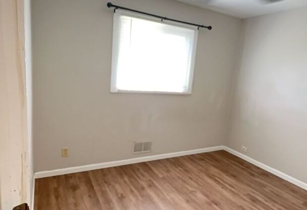 2 beds, 1 bath, 900 sqft, $1,500, Unit APT#2