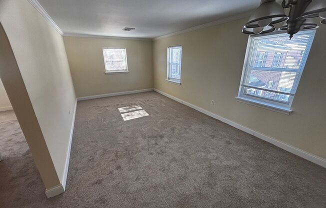 1 bed, 1 bath, $995, Unit 0027BTH