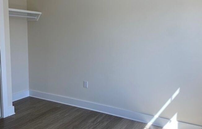 2 beds, 2 baths, 600 sqft, $1,599