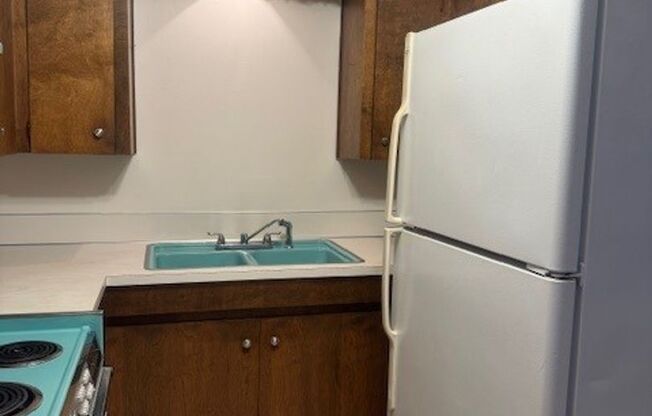 1 bed, 1 bath, $1,150, Unit 612