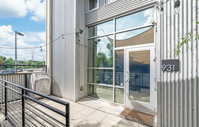The Gallery Lofts, 2 Bedroom Condo minutes from Bank of America Stadium!