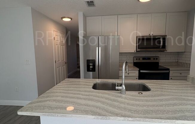 3-Bedroom, 2.5-Bathroom Home, Orlando/Waterford/UCF Great Location!!