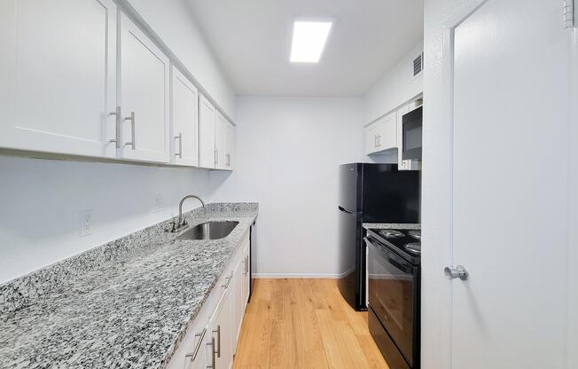 2 beds, 2 baths, 910 sqft, $1,109