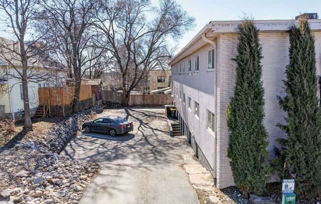 Holly 44/ JKAH Properties One LLC