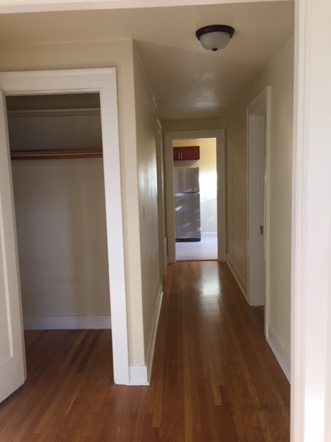 1 bed, 1 bath, 721 sqft, $1,700, Unit 101