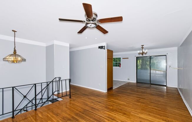 Spacious Doraville Retreat with Screened Porch & Parkside Living