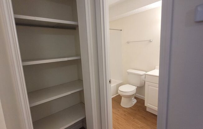 1 bed, 1 bath, 505 sqft, $665, Unit 837-Unit 23