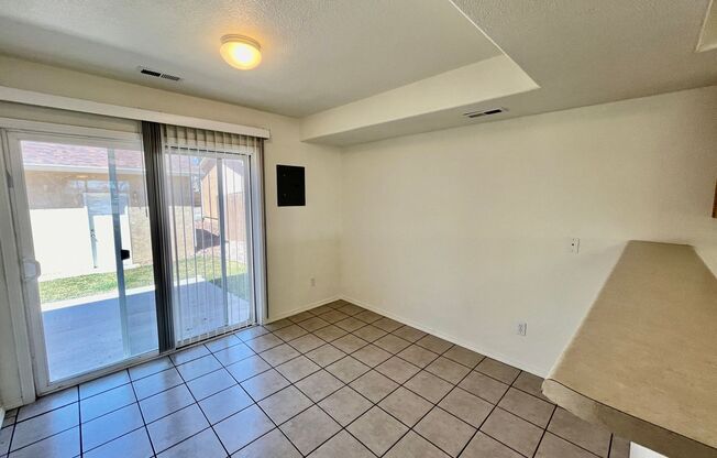 3 beds, 2.5 baths, 1,440 sqft, $1,495, Unit 1218