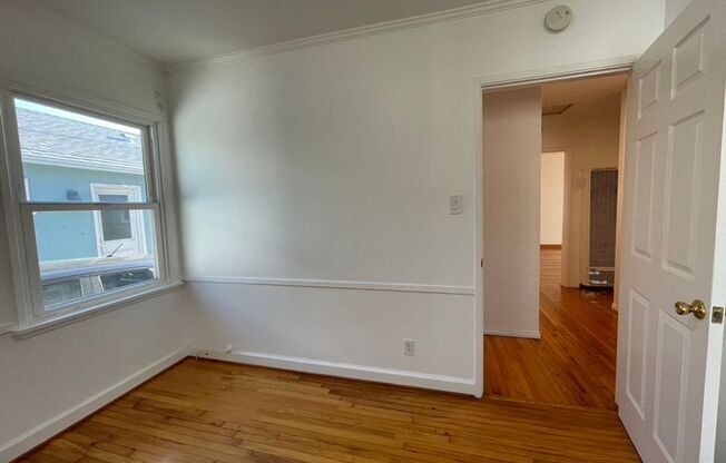 2 beds, 1 bath, $4,995