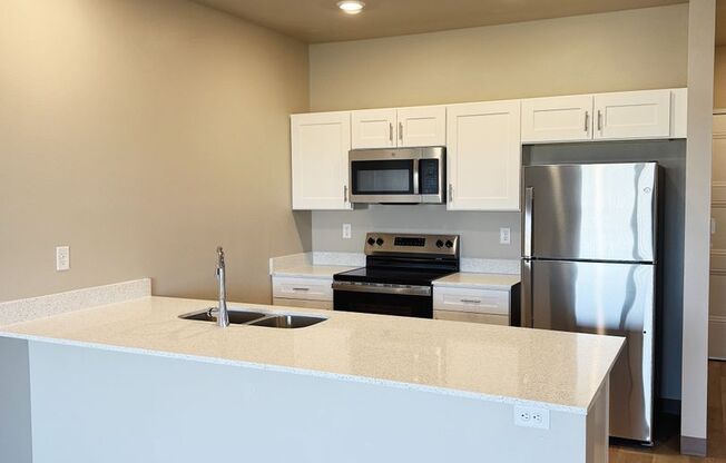 1 bed, 1 bath, 822 sqft, $1,360, Unit 203