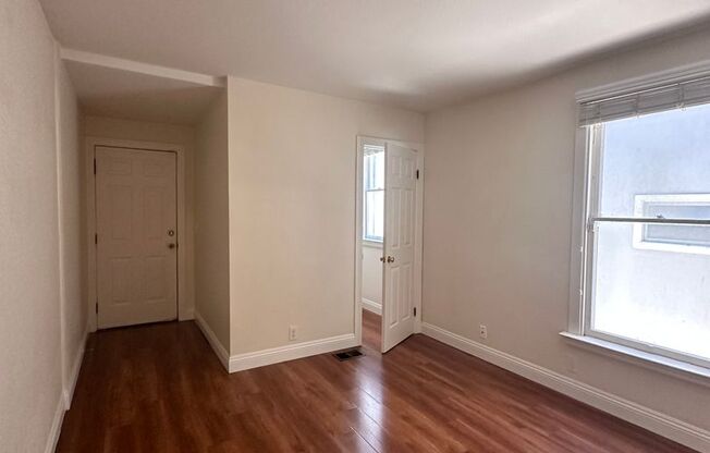 2 beds, 1 bath, 750 sqft, $1,995, Unit 1219 1/2 E St