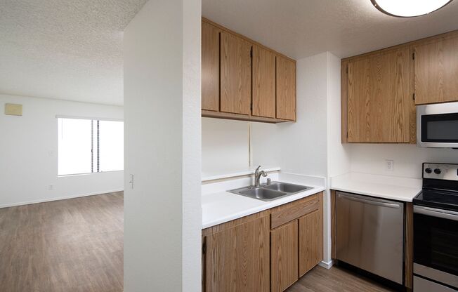 1 bed, 1 bath, $1,995, Unit 303