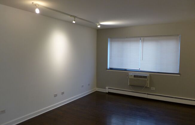 1 bed, 1 bath, 650 sqft, $1,595, Unit 3B
