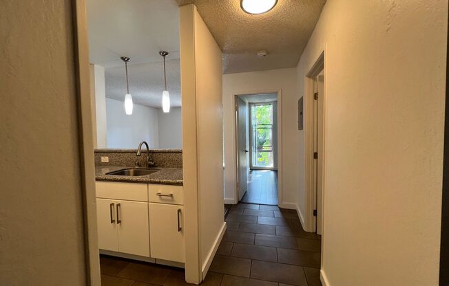 1 bed, 1 bath, 550 sqft, $2,495, Unit 206