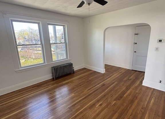 196 RESERVATION RD