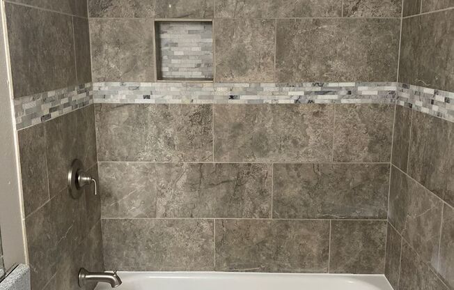1 bed, 1 bath, $975, Unit # 927