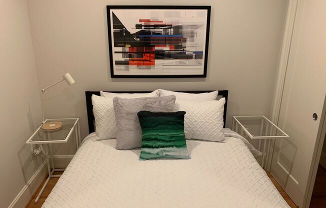 1 bed, 1 bath, $2,750, Unit 307