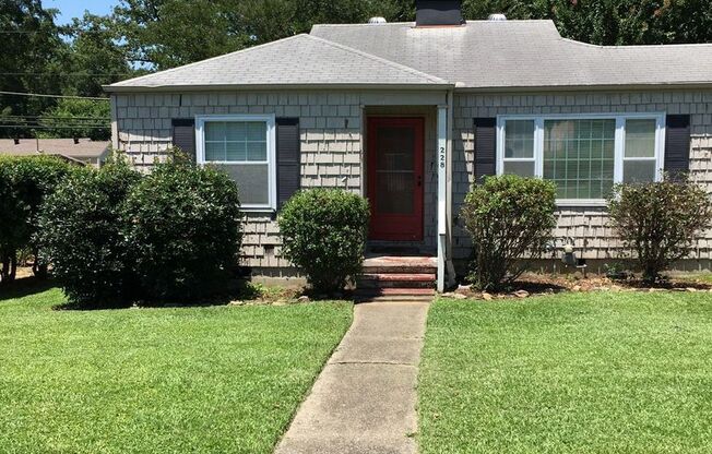 Home in Homewood, AL!!! Available to View with 48 Hour Notice!!!