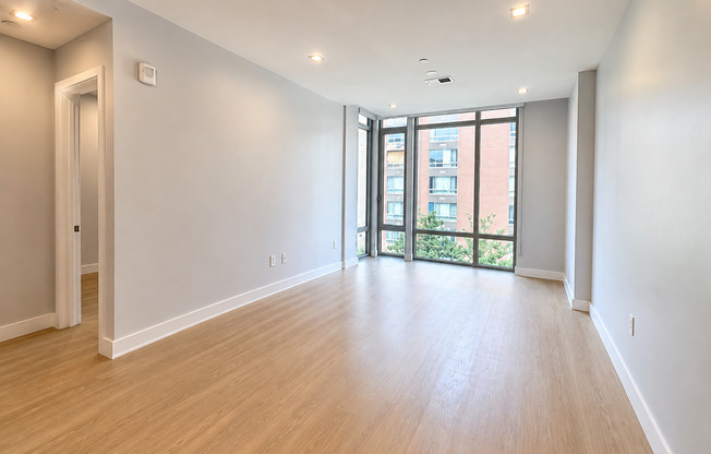 1 bed, 1 bath, 636 sqft, $2,995, Unit 602