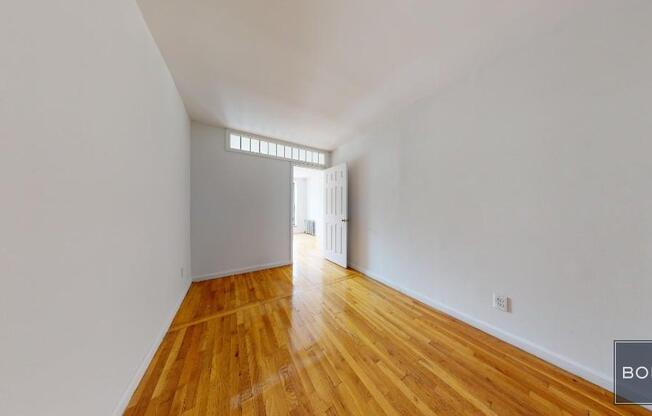 184 1 AVE