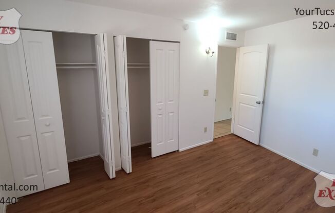 2 beds, 1 bath, 800 sqft, $1,095, Unit 08