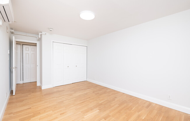 2 beds, 1 bath, 793 sqft, $3,600, Unit 18H