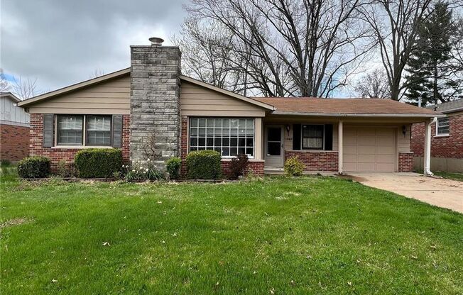 1565 ZURICH DRIVE | FLORISSANT 63031