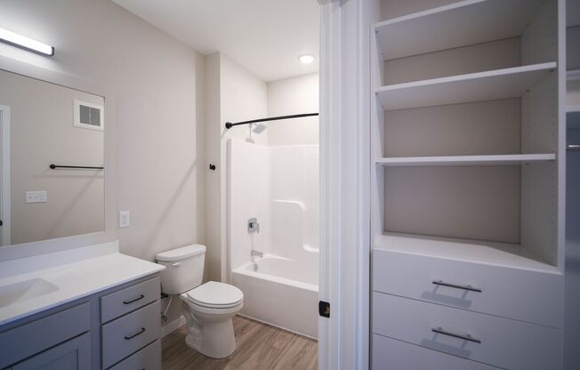 2 beds, 2 baths, 1,186 sqft, $2,700, Unit 508