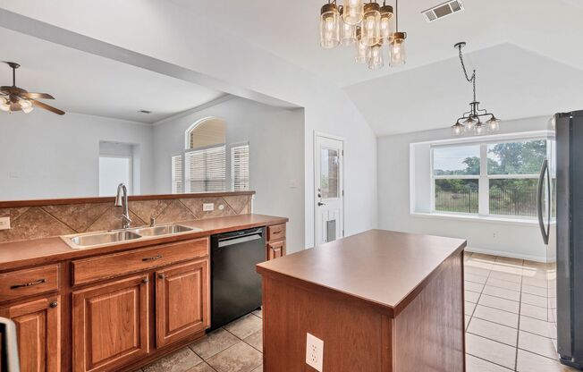 9605 Pasatiempo Dr., Austin, TX  78717