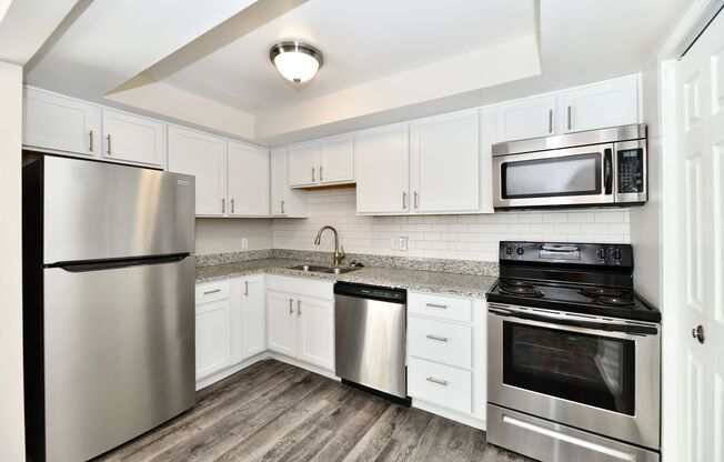 1 bed, 1 bath, 741 sqft, $1,349, Unit 110-05