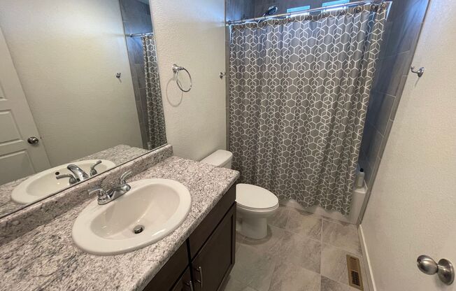 3 beds, 2.5 baths, $2,325