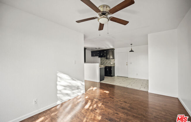 412 CORONADO TER
