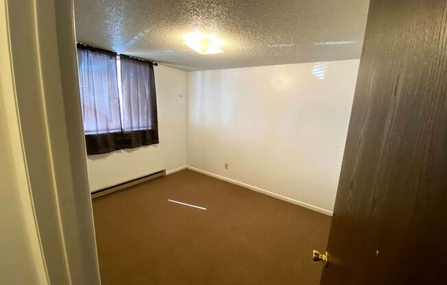 2 beds, 1 bath, 750 sqft, $650