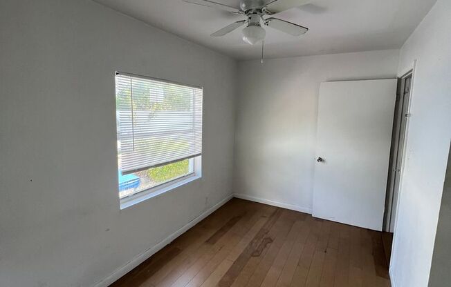 1 bed, 1 bath, 700 sqft, $1,650, Unit Unit #4