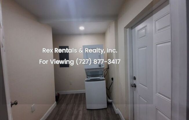 2 beds, 1 bath, 988 sqft, $2,075