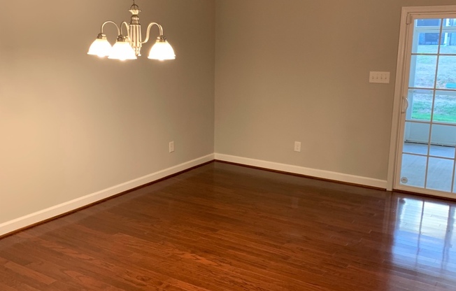 Amazing Large Townhome in Brier Creek