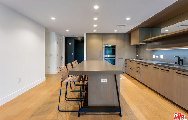 2 beds, 2.3 baths, 1,740 sqft, $10,000, Unit 405