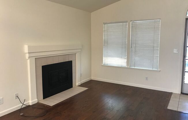 West Davis three bedroom available for November move in!