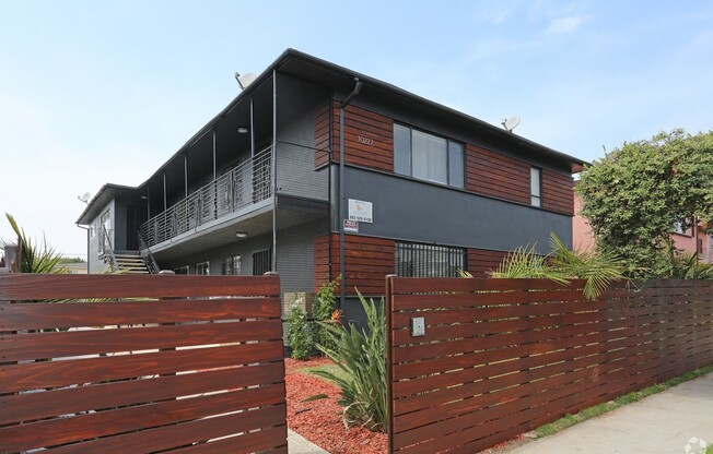 10227 S. 10th Ave.