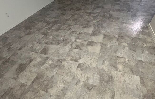 2 beds, 2 baths, 926 sqft, $1,150, Unit 415-231