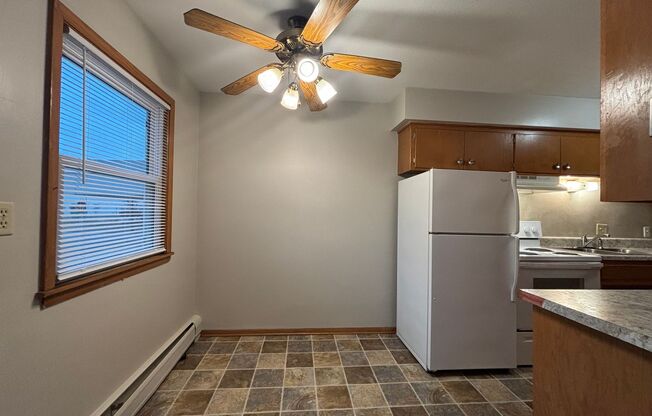 984 Van Buren Ave