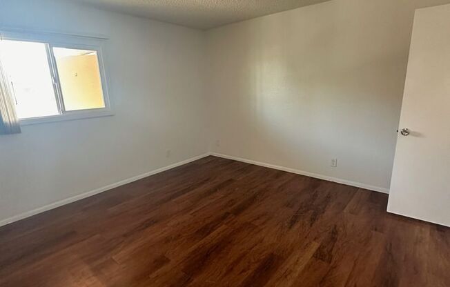 1 bed, 1 bath, 570 sqft, $1,325, Unit 26