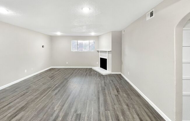 1 bed, 1 bath, 720 sqft, $725