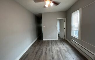 1 bed, 1 bath, $950, Unit 2nd Fl. Rear