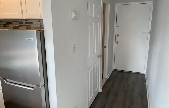 Studio, 1 bath, 415 sqft, $1,175, Unit 101-K1
