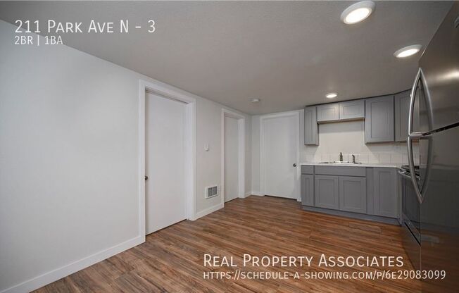 211 Park Ave N